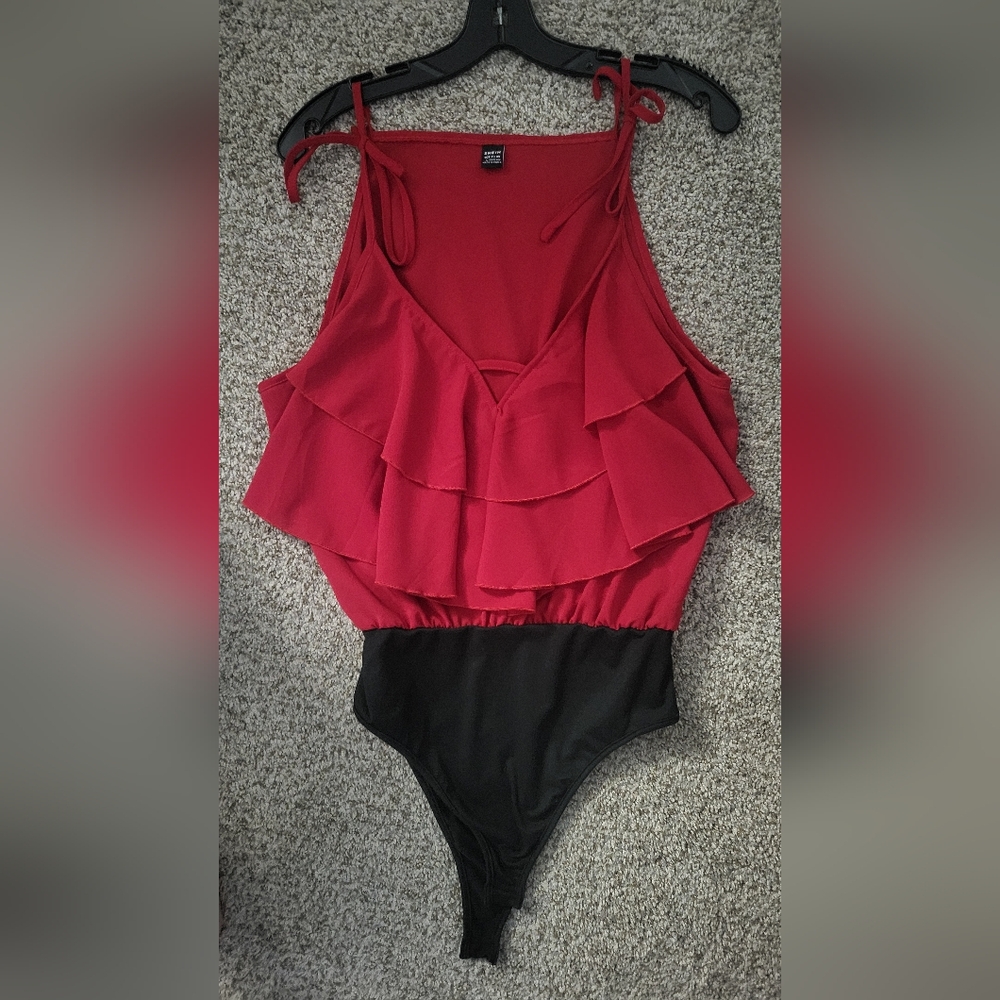 SHEIN Red Layered Ruffle Tank Top - Picture 2 of 4